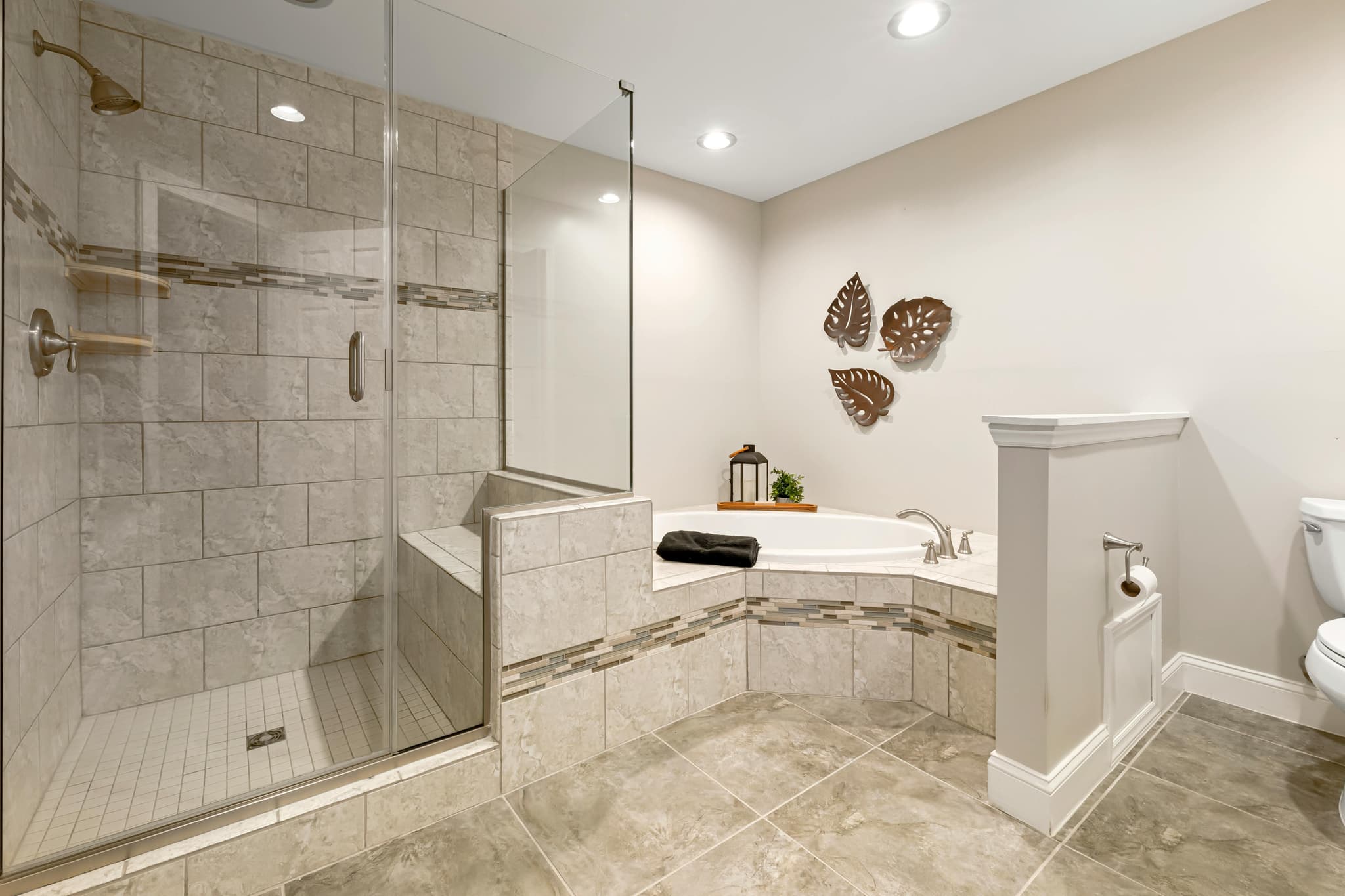 Mirrored Bathroom Cabinet with Light for Sleek Bathrooms