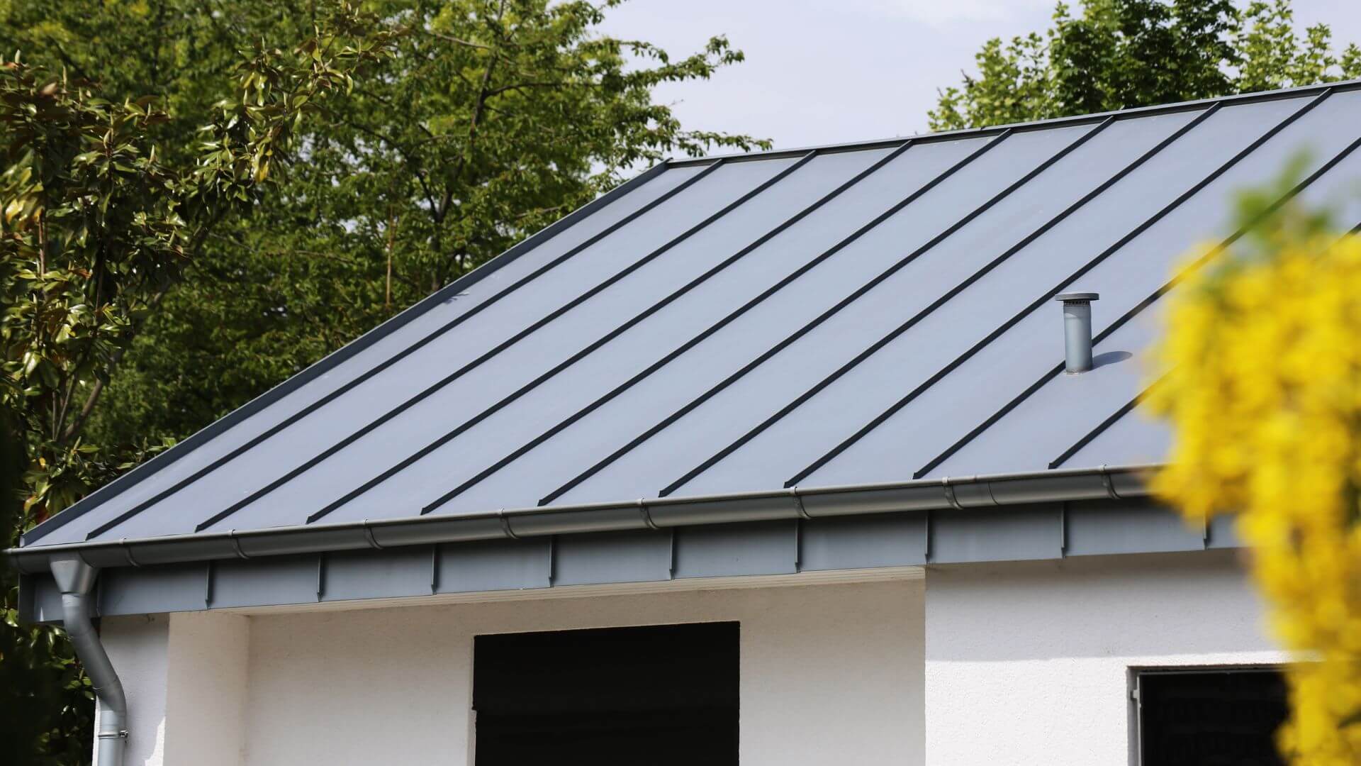 Top Benefits of Choosing Metal roofing Toronto for Your Home